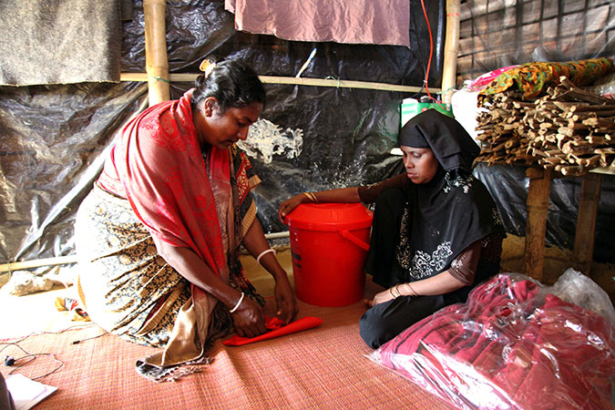 コックスバザールのロヒンギャ難民女性